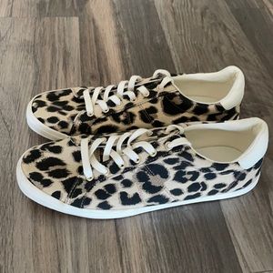 Never worn cheetah sneakers